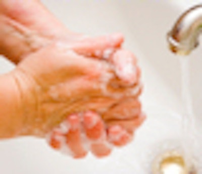 2008 07 14 12 21 33 393 Handwashing 80