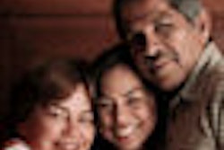 2009 09 22 16 23 40 755 Hispanic Family 70