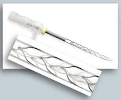 The SAF design features longitudinal beams connected by arches, forming a pointed cylinder with a 1.5-mm diameter midinstrument, with approximately 0.2 mm at tip. The arches are stabilized by thin longitudinal struts.