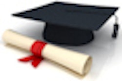 2010 04 20 11 15 47 357 Cap Diploma 70