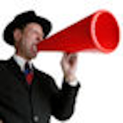 2009 01 14 10 39 16 11 Megaphone Man 70