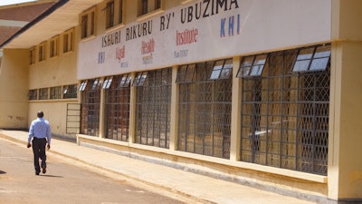 The Kigali Health Institute is now the University of Rwanda College of Medicine and Health Sciences.