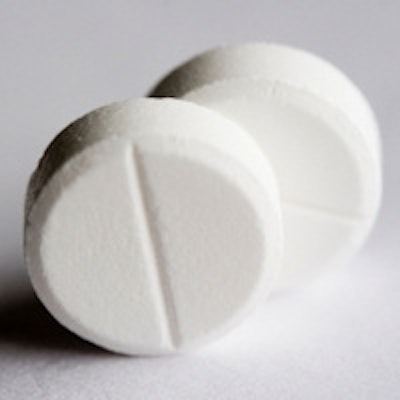 2014 01 15 14 29 31 81 Acetaminophen Pill 200