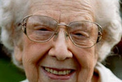 2014 01 23 15 42 08 414 Senior Citizen 200