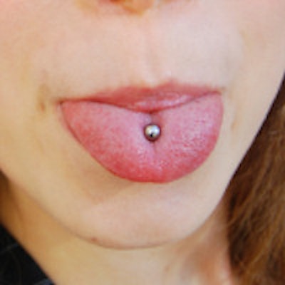 2014 07 01 15 17 44 229 Tongue Piercing 200