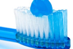 2014 08 13 16 25 30 510 Toothpaste Brush 200