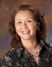 Teresa Duncan is an international speaker who focuses on revenue, dental insurance, and management issues.
