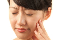 2016 09 27 16 12 55 970 Woman Pain2 400