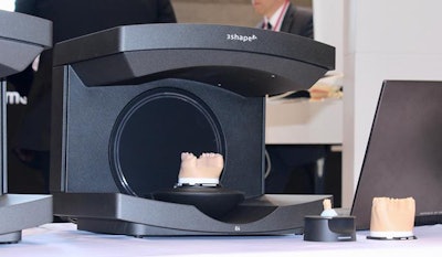 3Shape introduced the new E4 scanner at the Midwinter Meeting in Chicago.