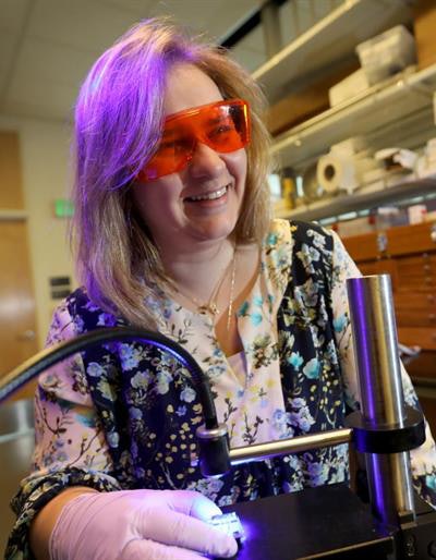 Carmem Pfeifer, DDS, PhD. Image courtesy of OHSU/Kristyna Wentz-Graff.