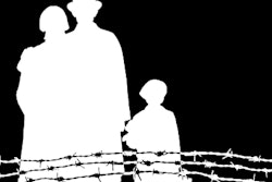 2019 09 26 22 31 9824 Holocaust 400