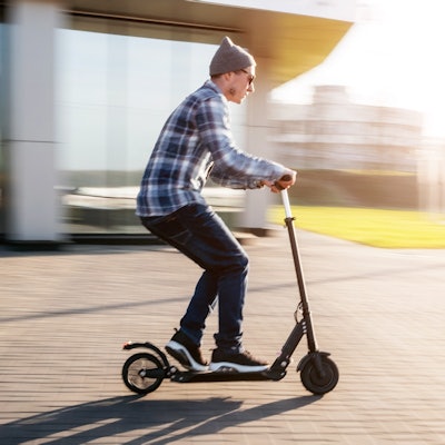 2019 11 25 18 25 2293 Scooter Hipster 400