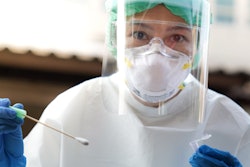 2020 04 23 19 19 9284 Coronavirus Swab Ppe 400