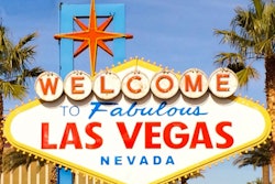 2020 01 29 23 21 4110 Las Vegas Sign 400