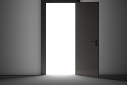 2020 05 15 19 42 6773 Door Open 400