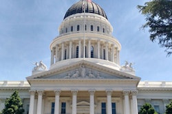 2017 05 18 16 42 35 361 California Capitol2 400