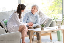 2020 08 21 17 35 6027 Patient Elderly Woman 400