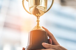 2020 03 05 19 48 2772 Trophy Award 400