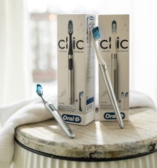 The Oral-B Clic toothbrush features replaceable toothbrush heads to reduce waste. Image courtesy of Businesswire.