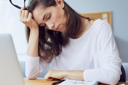 2021 02 10 18 50 7501 Woman Tired 400