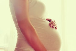 2021 03 04 22 25 0493 Pregnant Women Touching Belly 400