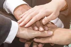 2020 02 21 17 52 4947 Business Hands 400