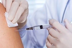 2020 09 11 17 23 5264 Vaccine Injection 400