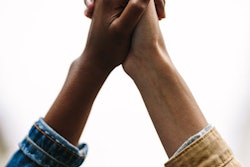 2021 06 16 23 11 6843 Hands Clasping 400