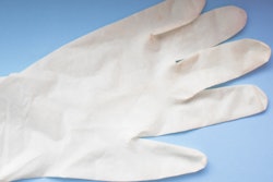 2021 09 13 19 23 1332 Glove Surgical 400