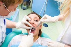 2020 01 23 19 26 0800 Dentist Patient Hygienist 400