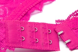 2021 12 15 00 16 9939 Bra Hooks 400