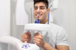 2022 02 16 17 13 1492 Dental X Ray Man 400