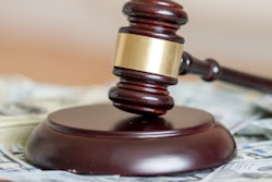 2020 03 04 22 13 2425 Gavel Money 400