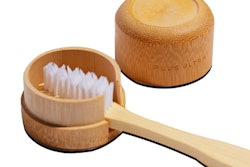 2022 04 28 22 54 3057 2022 04 28 Plus Ultra Toothbrush Case 400