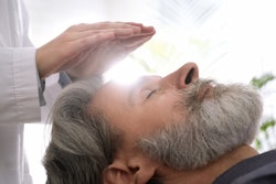 2021 08 05 23 31 2800 Man Hypnosis 400