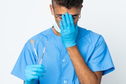 2022 02 12 00 00 0509 Dentist Tools Sad 400