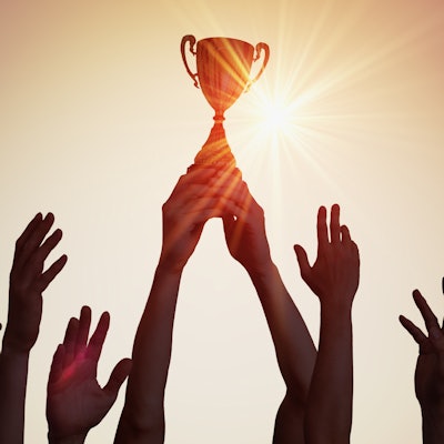 2021 08 19 16 46 8109 Competition Trophy Award 400