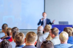 2022 09 19 19 46 7907 Students Speaker Lecture Hall 400