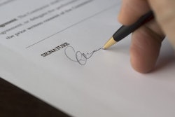 2022 08 23 18 53 6497 Business Agreement 400