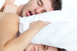 2022 08 30 17 23 0726 Snoring Man Woman