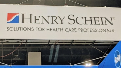 2021 10 26 22 30 5111 Henry Schein Smile Con 2021 400