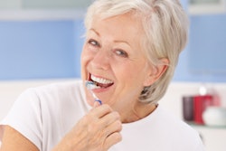 2021 03 03 18 34 5684 Woman Brushing Teeth2 400