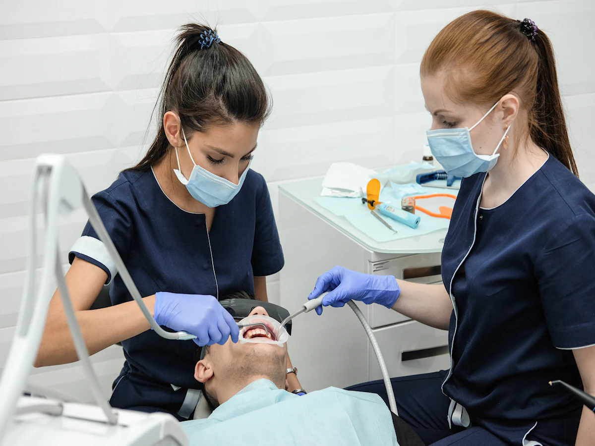 No-training-needed dental assistant program created in Ill. - Vimarsana News