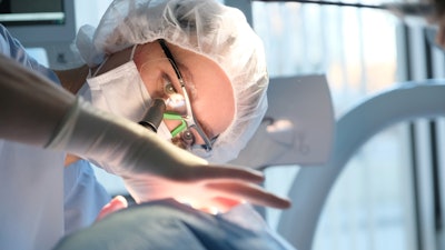 Surgery Female Surgeon