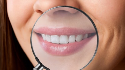 Teeth Magnifying Glass