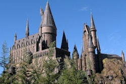 Hogwarts Castle in the Wizarding World of Harry Potter at Universal Orlando. Image courtesy of Rstoplabe14/Wikipedia. CC BY-SA 3.0