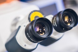 Microscope Confocal