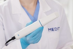 The Medit i900 intraoral scanner. Image courtesy of Medit.