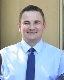 Dr. Ryan Ulibarri. Image courtesy of Ulibarri Family Dentistry.