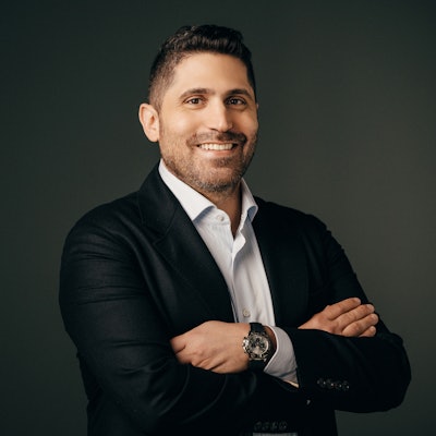 Dr. Lior Tamir
